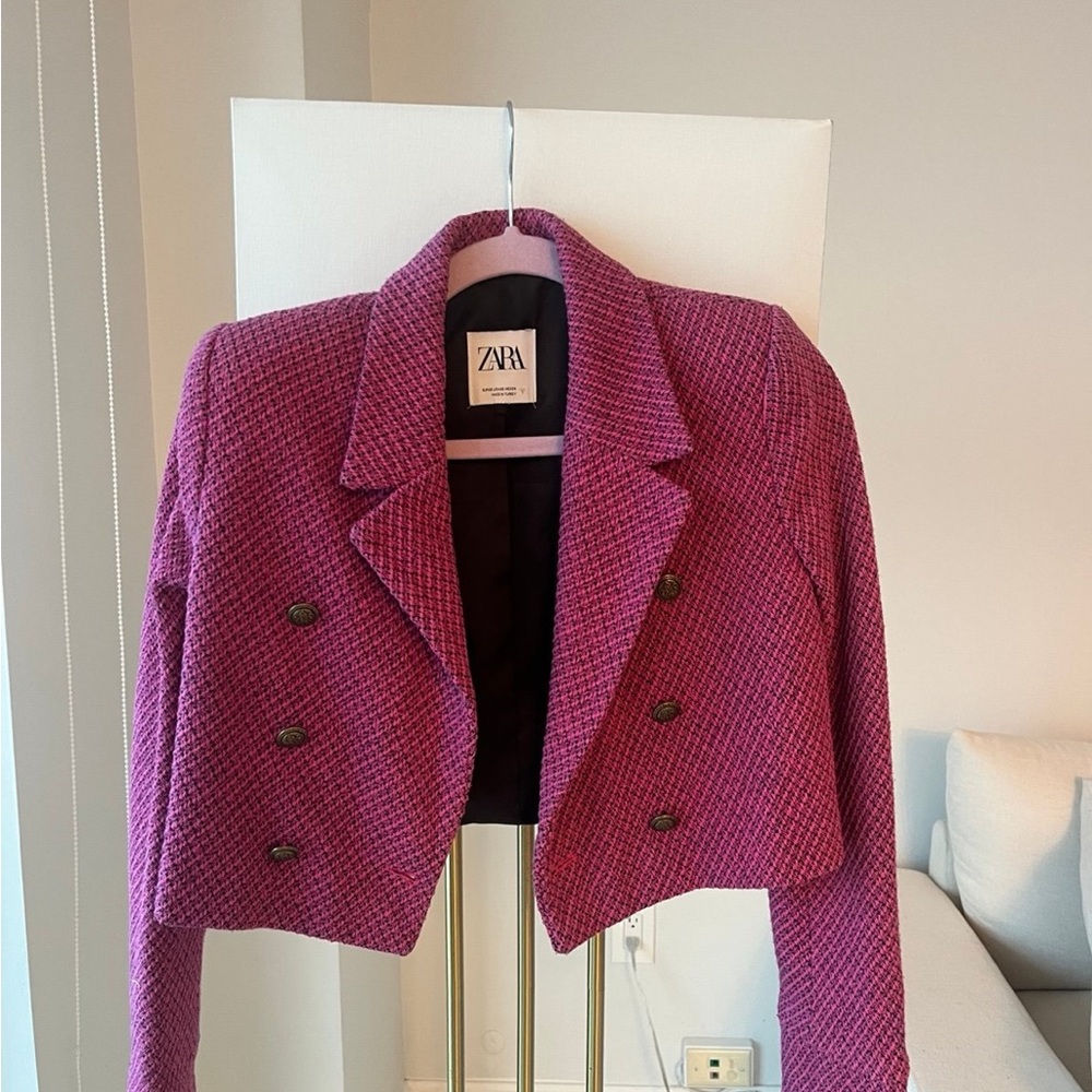 Zara Women's Fuchsia Textured Blazer